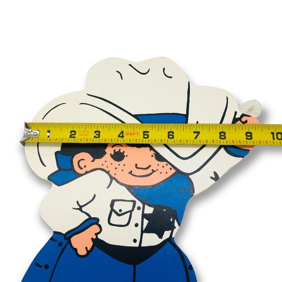 Vtg Hand-Painted Wooden Little Boy Sheriff Wall Plaque Decor Hat Spurs Freckles - Picture 7 of 8